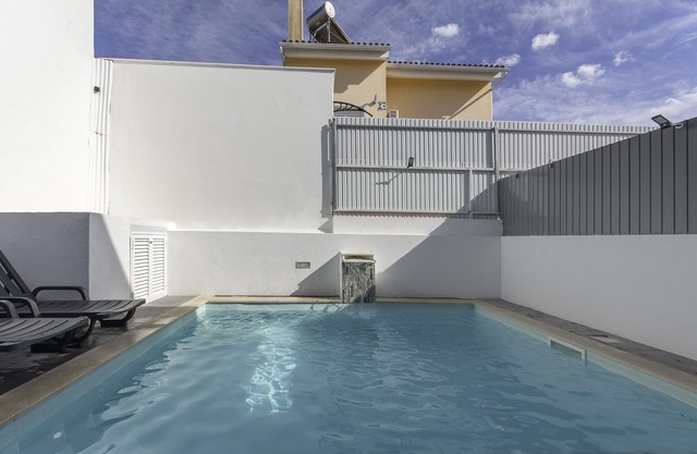 Summer Holiday family house with swimming pool
