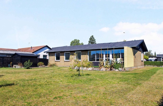 Summer house close to nature and city life in Frederikshavn