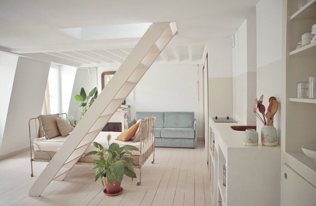 Summer light: architect’s nest between rooftops