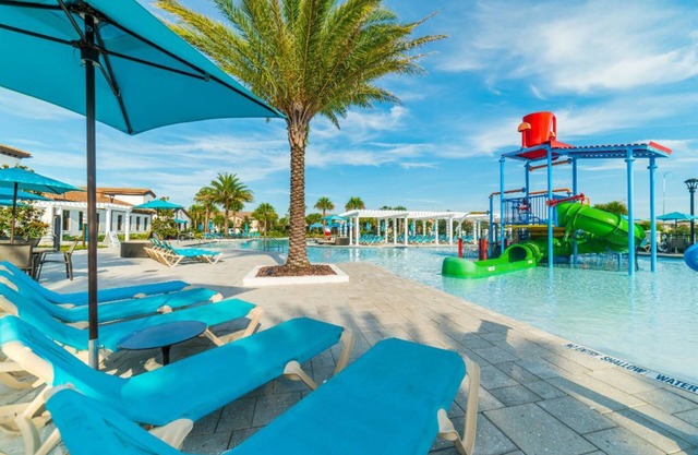 Summer Solstice @ Windsor Westside by Shine Villas #114