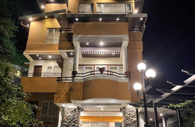 Summit Bougainvillea Tea Resort