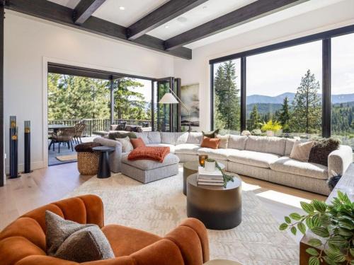 Suncadia 5 Bdrm Home Wellness Retreat in Nelson Preserve