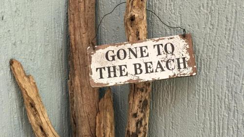 'Sunidaze House Beachside' by HolidayCo
