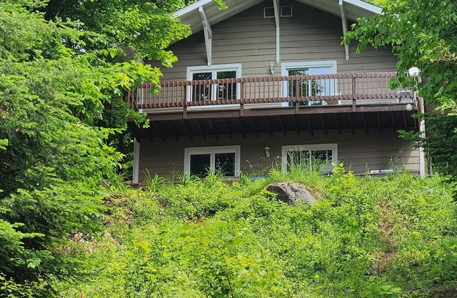 Sunny and Zen on the lake, St Adolphe d'Howard, Quebec