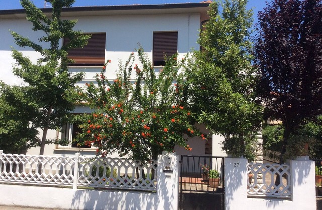 Sunny apartment in a residential area, not far from the historic center