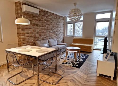 Sunny apartment near Mall Plovdiv