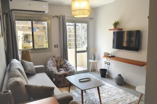 Sunny Haven 1BR Apartment near Cairo Airport