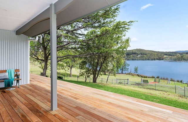 Sunny Hills Farm - Lakefront at Conjola