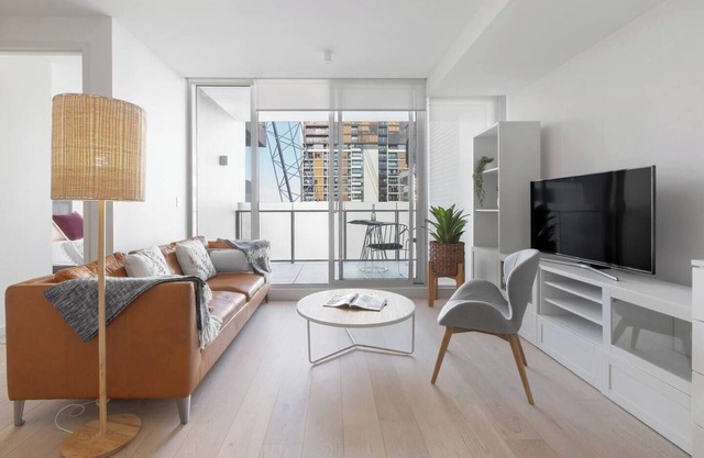 Sunny Seclusion Minutes from South Yarra Station