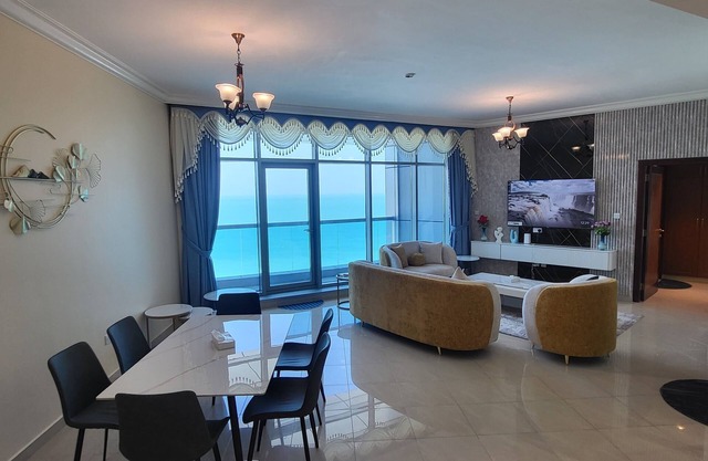 Sunrise and sunset sea views luxury 2Bedrooms apartments.