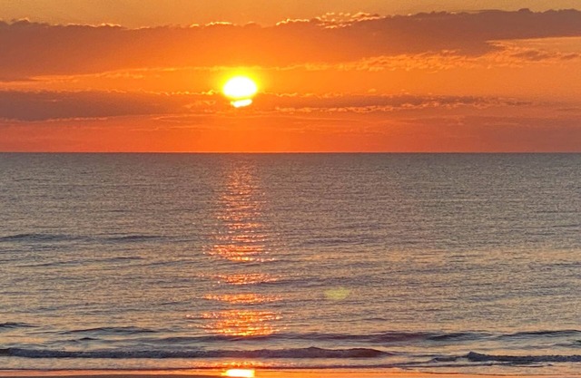 Sunrise in St Augustine Beach. Sun, Sand, and Serenity