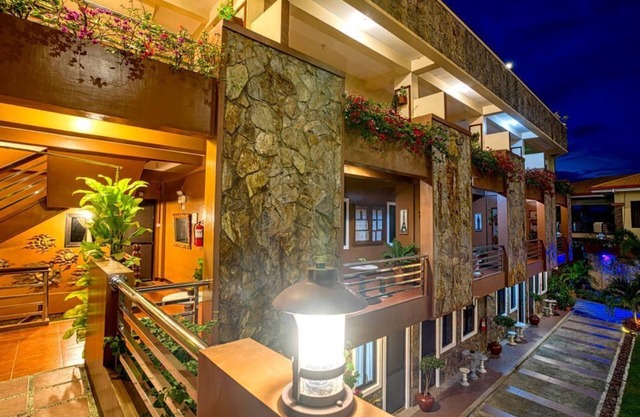 Sunrise Suite: Kalibo Getaway