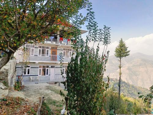 Sunrise Village Homestay