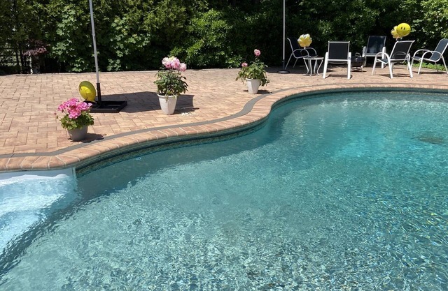 🌸🌼SUNSATIONAL Locust Valley Village Charmer🏖🎊HIGH SPEED INTERNET!💫