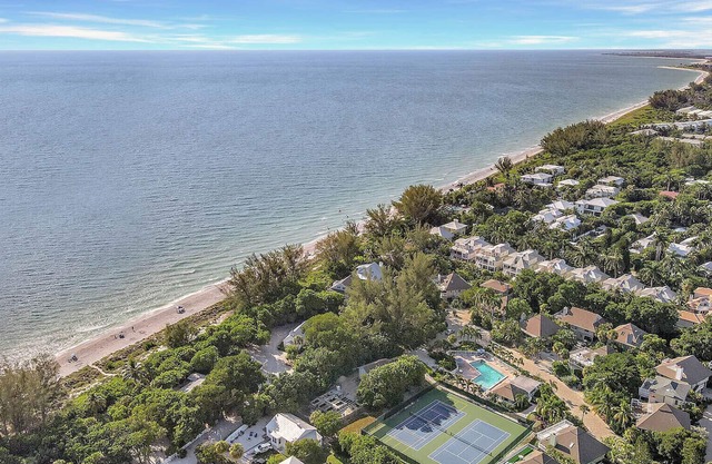 Sunset Captiva 10 - Private home just steps to the beach