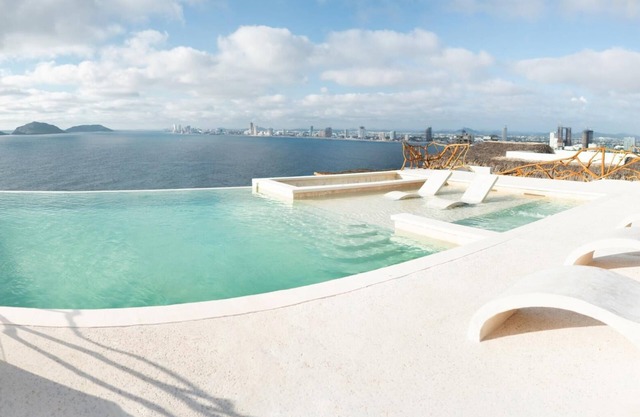 Sunset Mazatlán Rooftop Pool & Breathtaking View