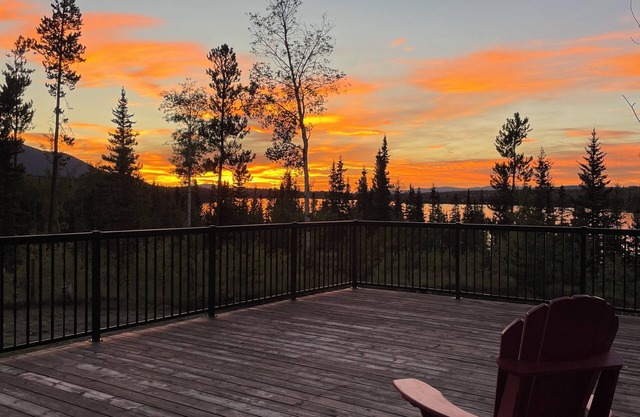 Sunset Ridge on Big Bar Lake. Private, pet friendly 10 acre lakefront getaway!