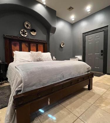 Sunset Suite - Cave Creek Guest Suites