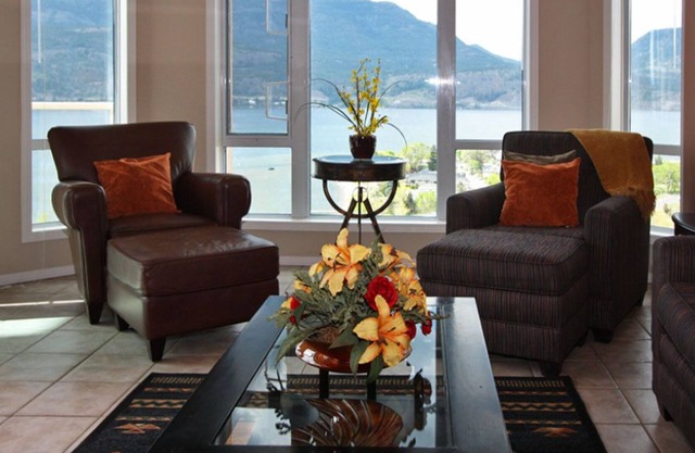 Sunset Waterfront Resort 1803 Lakeview, Pool, Beach, Downtown!