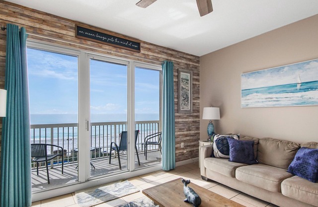 Sunsets on the Gulf! 5 star host. Available dates for bookingn9/27-10/5