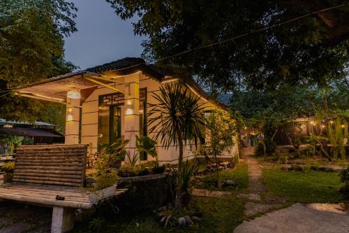 Suoi Da Homestay