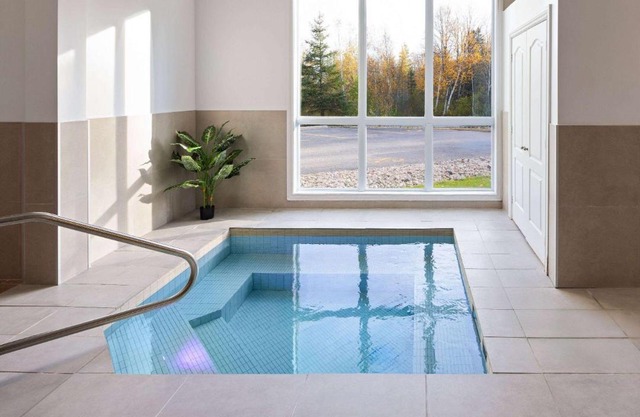 Super 8 by Wyndham Sainte Agathe Des Monts