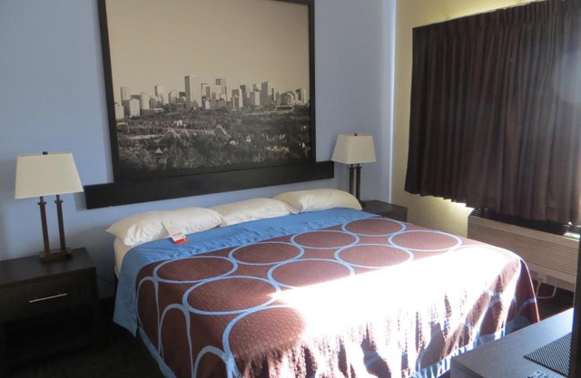 Super 8 by Wyndham Edmonton/West
