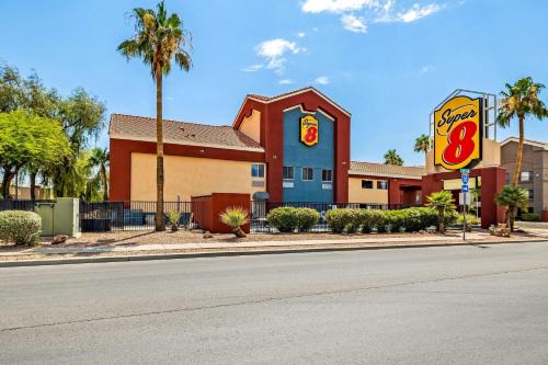 Super 8 by Wyndham Marana/Tucson Area