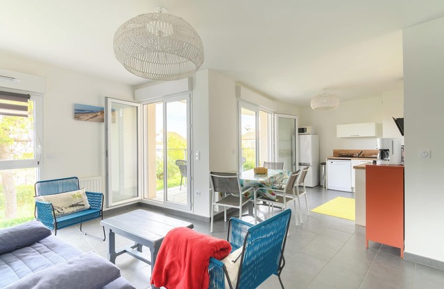 Super apartment with direct access to the beach