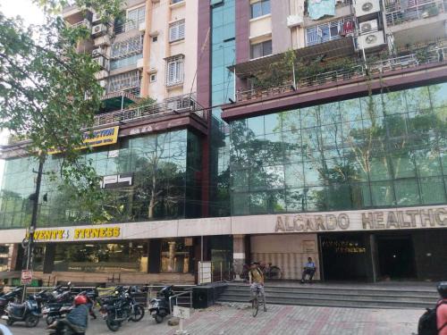 Super Hotel O The Leelaa