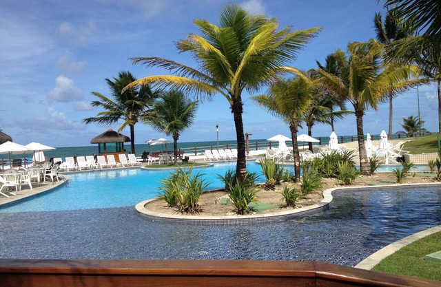 SUPER LUXURIOUS AND COMPLETE APARTMENT IN BEACH CLASS WITH 4000 M² OF SWIMMING POOLS