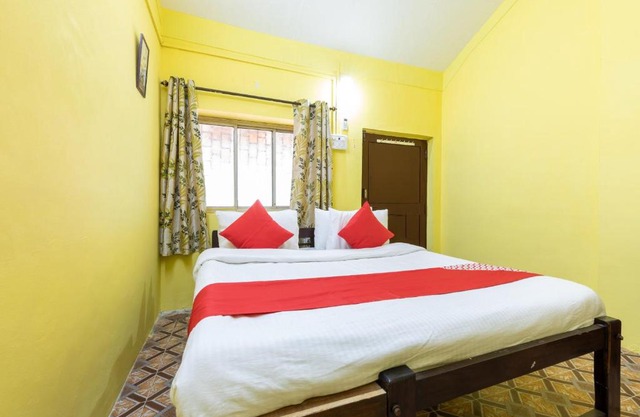 Super OYO Flagship Pereira Bliss