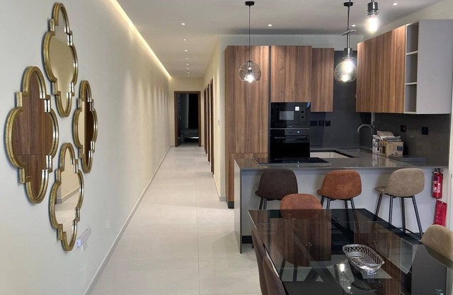Superb 3 Bedroom Promenade Apartment