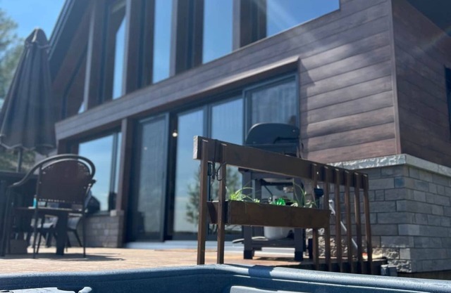 Superb log cabin *Spa* *Waterfront*