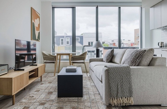 Superb NoMa 1BR w/Pool, Gym, EV Charging & Spa