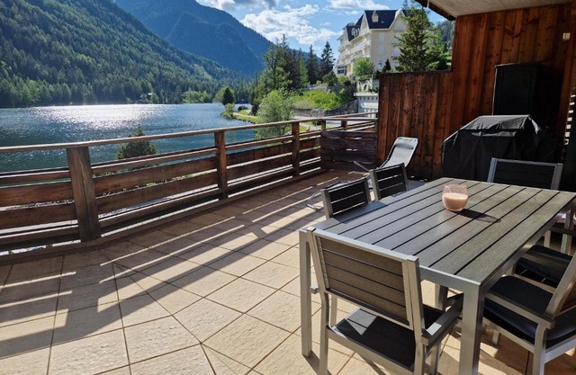Superbe appartement Champex-Lac avec piscine et sauna