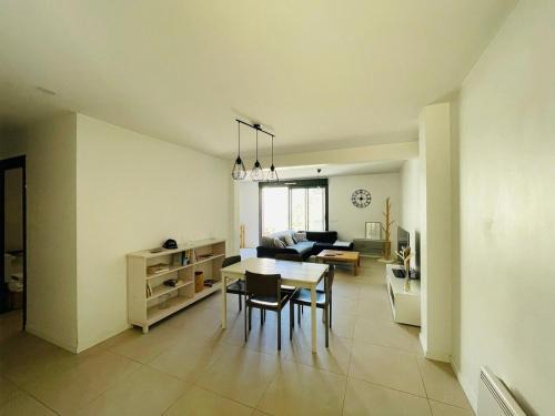 Superbe appartement terrasse Chantilly Bois saint Denis