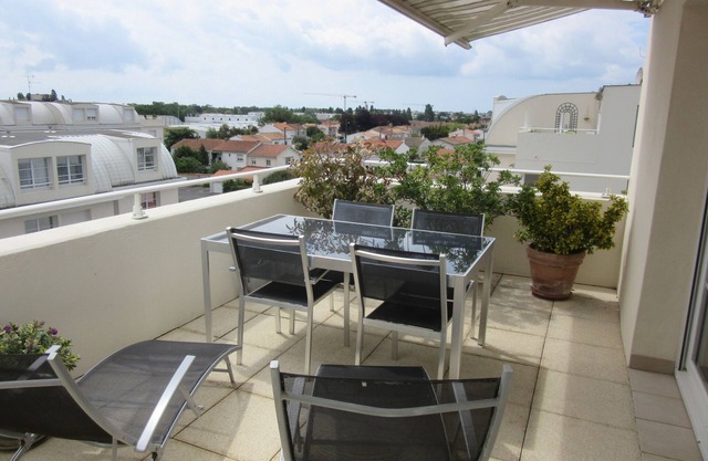 Superbe Appartement Tout Confort Deux Chambres Avec Terrasse et Vélos Fournis