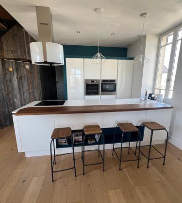 Superbe duplex T4, au coeur de Batz, tout à pied !