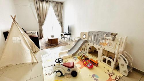 Supercozy kids-theme #4 Walk to i-City Park & Mall