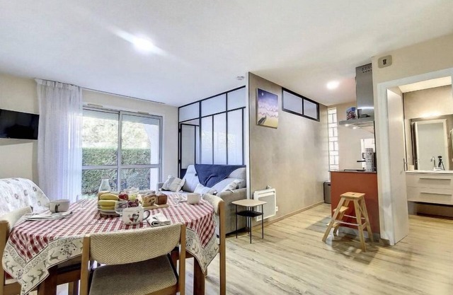 "sur la Rive du Gave": Appartement 40m2, 3 Étoiles, Petits Animaux Acceptés