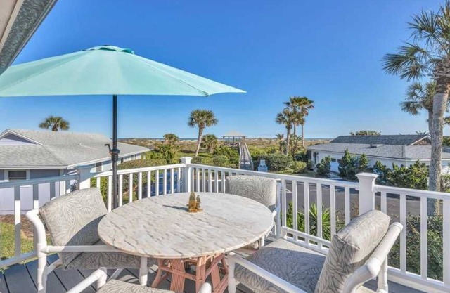 Surf Crest Village #25 (Pelican Beach View) Ocean front 4 bedroom One pet only