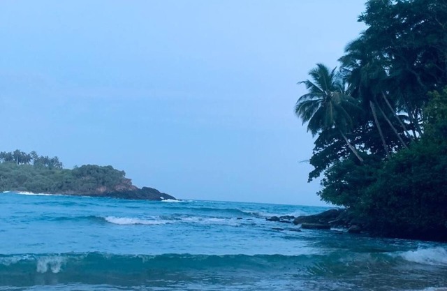 Surf Villa - Right in front of Hiriketiya beach - 1 min to beach