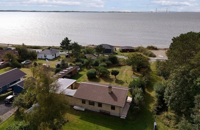 "Svanborg" - 40m from the sea by Interhome