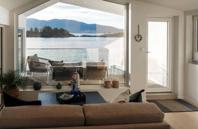 Svortevik by Interhome