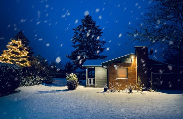 Swedish house with wood stove & outdoor fireplace on 1400m2