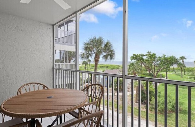 Sweet BLou - Luxury Beach Front Condo