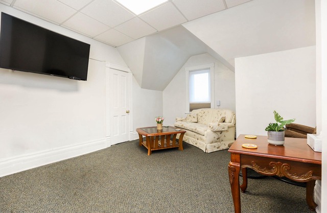 Sweet one bedroom suite in the heart of the city ! Unique Apartment