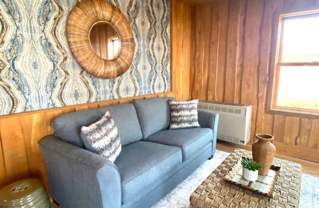 Sweetwater Suite East