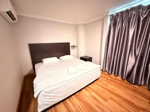 Swing & Pillows - Dataran Nilai